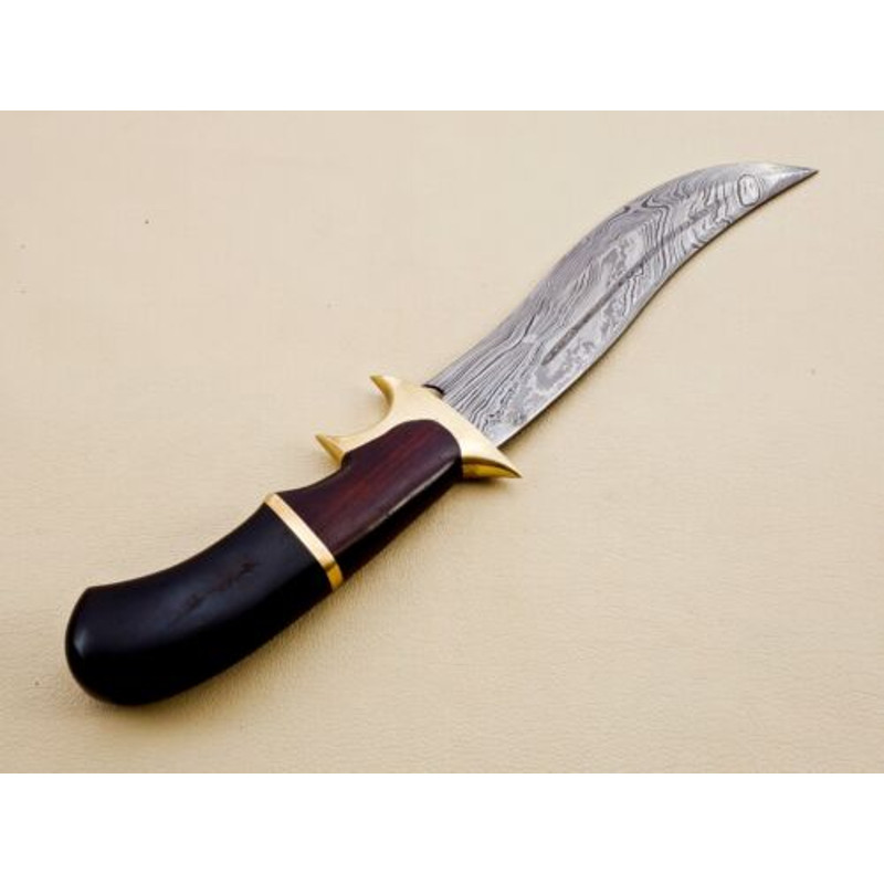 ExquisiteHandcraftedDamascusSteelBowieHuntingKnifefeaturingaRosewoodHandleCompletewith