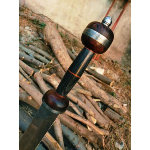 Gladius Triumph Handmade Damascus Steel Sword (2).jpg