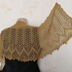 Wool brown Shawl, lace shawl, r shawl, soft shawl