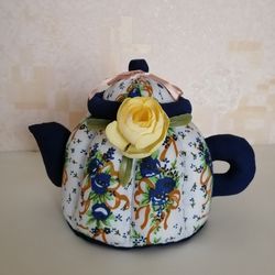 Teapot, jewelry box