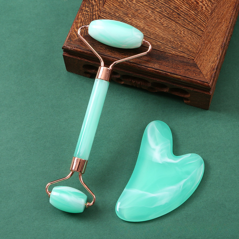 Pink Natural Resin Jade Roller Gua Sha Scraper Set Face Lift Massager AntiWrinkle  Double Chin Remo 2