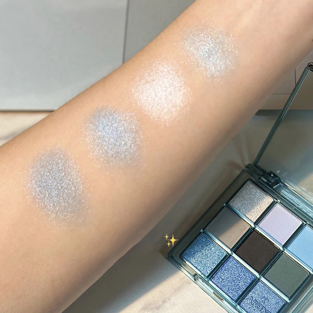 Dark Punk Smoked Eyeshadow Palette Blue Black Pearl Matte Makeup Palette Brightening Shimmer Eye Shadow for Smokey Glam