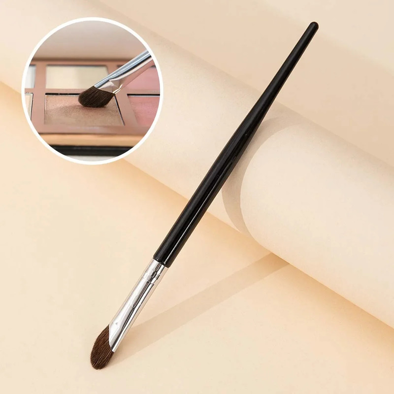 Portable 3D Contour Nose Shadow Brush, Angled Eyeliner Wand & Highlighter Makeup Brush for Travel, Beginner