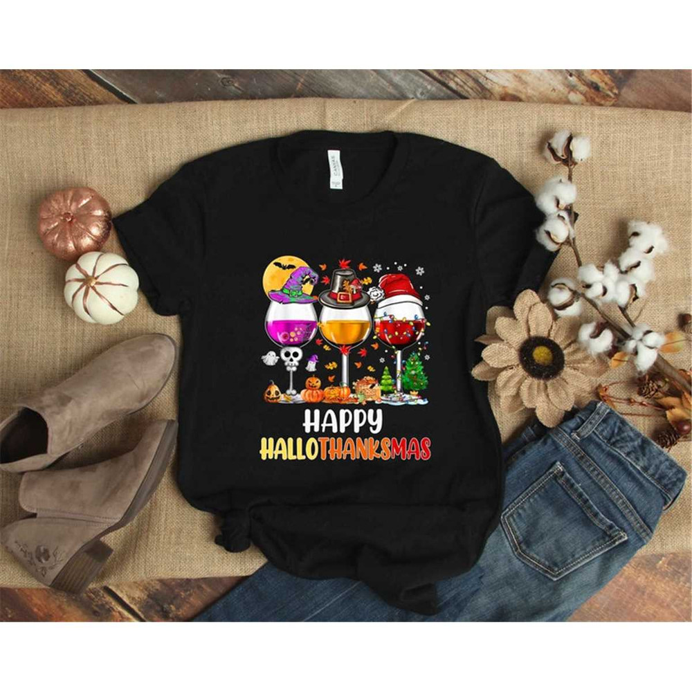 MR-30520239477-happy-hallothanksmas-wine-t-shirt-halloween-wine-glass-image-1.jpg