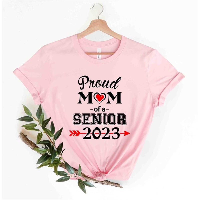 MR-305202395437-proud-mom-of-a-senior-2023-t-shirt-class-of-2023-graduation-image-1.jpg