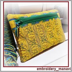 In the hoop Embroidery Design case, purse zipped with quilting from Embroidery Manavi 05