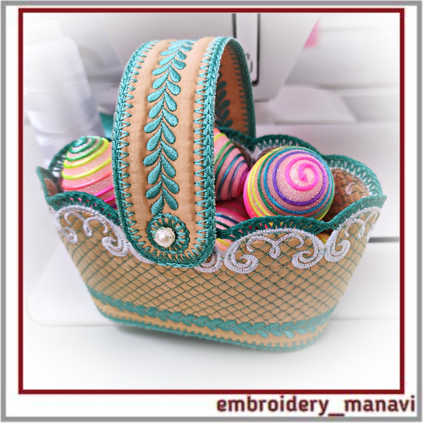 In_the_hoop_embroidery_design_Small_oval_Basket_With_Handle_Embroidery_Manavi_05