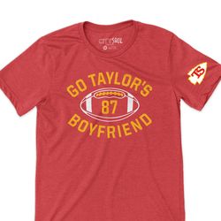 Go taylors boyfriend funny travis kelce taylor shirt 87 kansas city football shirts funny taylor travis shirt for footba