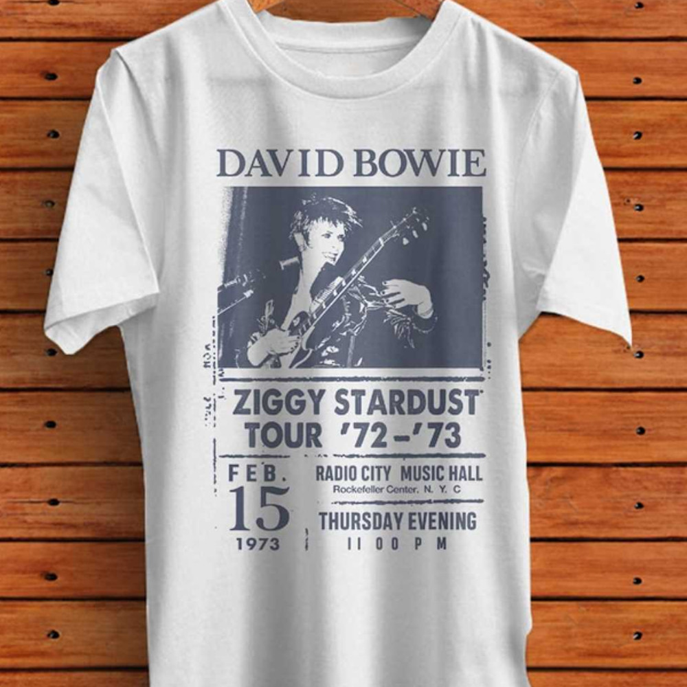 MR1752023141922davidbowieradiocitygraphictshirtimage1jpg