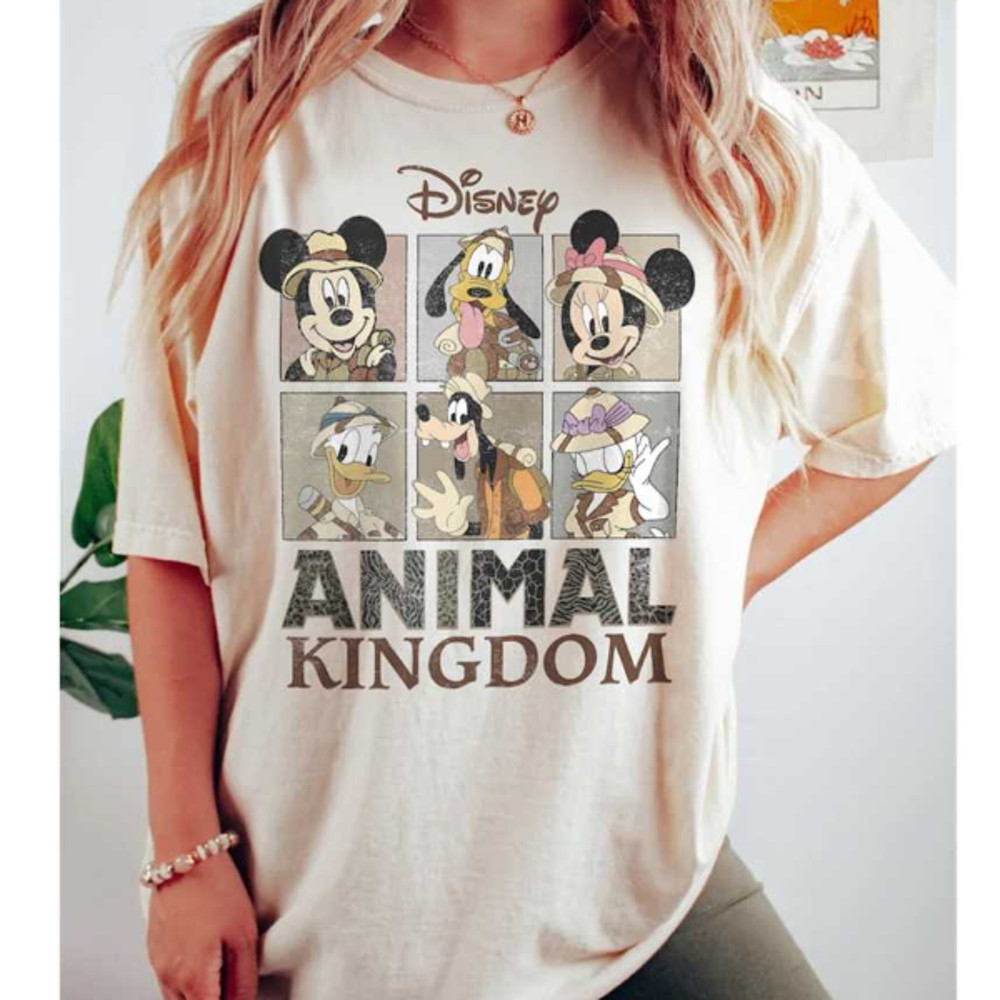 MR91020238342retrodisneyanimalkingdommickeyandfriendsshirtdisneyimage1jpg