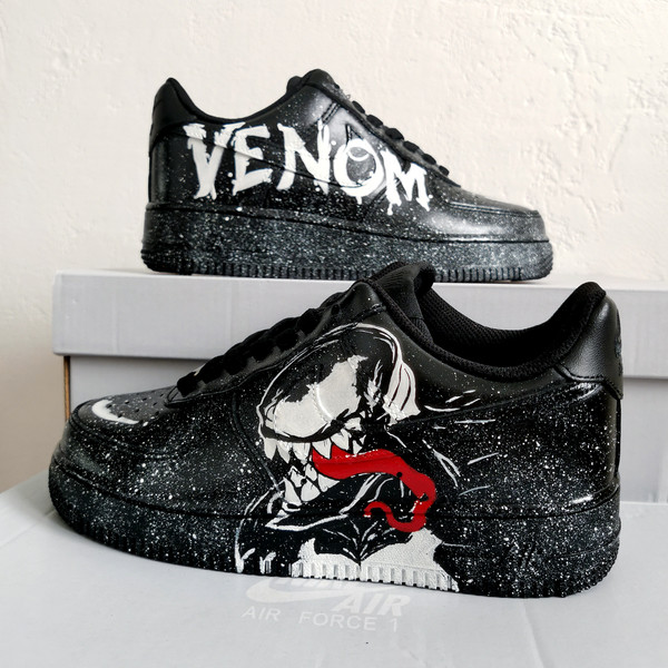 custom- sneakers- nike-air-force1- man -black- shoes- hand painted- venom- wearable- art 7.jpg