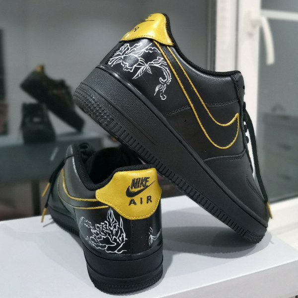 custom sneakers AF1 unisex black luxury inspire shoes customization handpainted personalized gifts wearable art snake 7.jpg