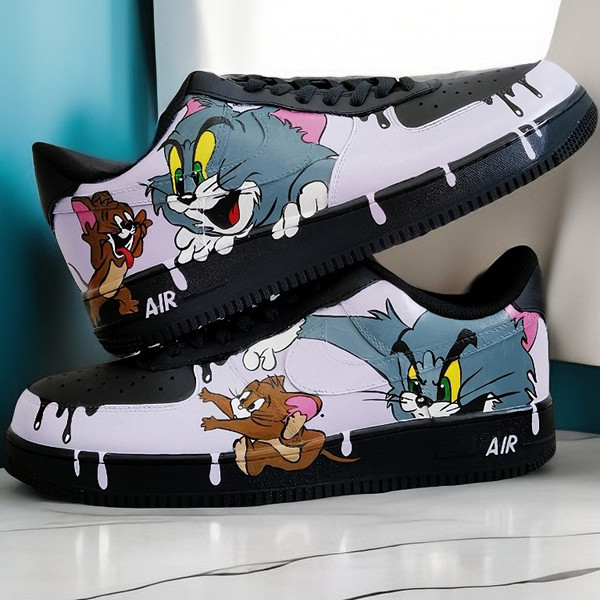 unisex custom shoes  Tom and Jerry art customized luxury sexy white black sneakers shoes personalized gift .jpg