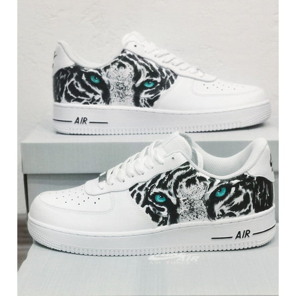 Man custom shoes tiger nike air force 1 white black sneakers shoes personalized gif 7.jpg