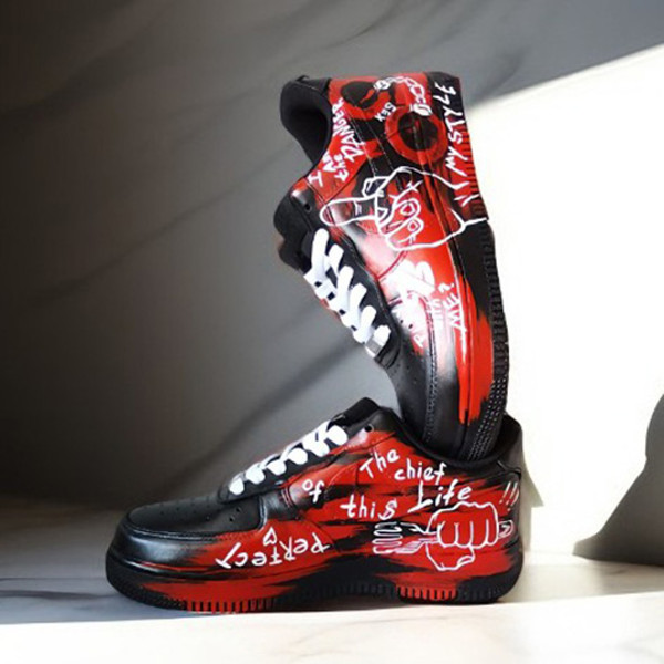 man- custom- shoes- nike- air- force- sneakers- white- black-red- art  4.jpg