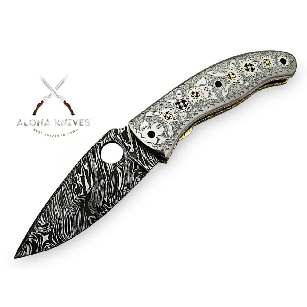 handmade-damascus-fire-pattern-folding-knife-with-engraved-handle (1).jpeg