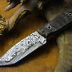 custom handmade Damascus steel skinner hunting knife ram horn handle gift for him groomsmen gift wedding anniversary