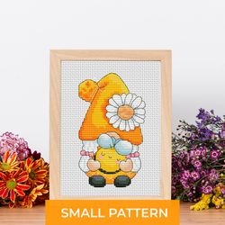 Cross stitch pattern - Female with the bee