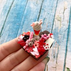 Magnet Miniature Valentine's Day Board Charcuterie Sweet