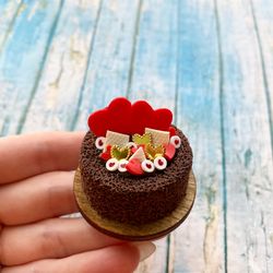 Miniature Cake Valentine's Day Board