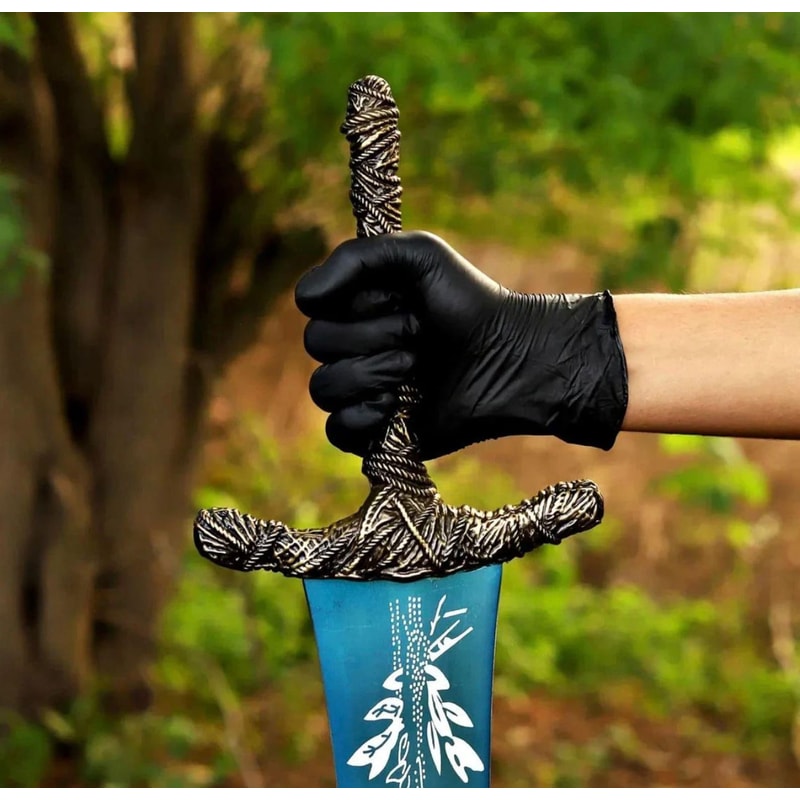 Glowing Blue Moonlight Great Sword 38 Inch Handcrafted Fantasy Collector Blade 1