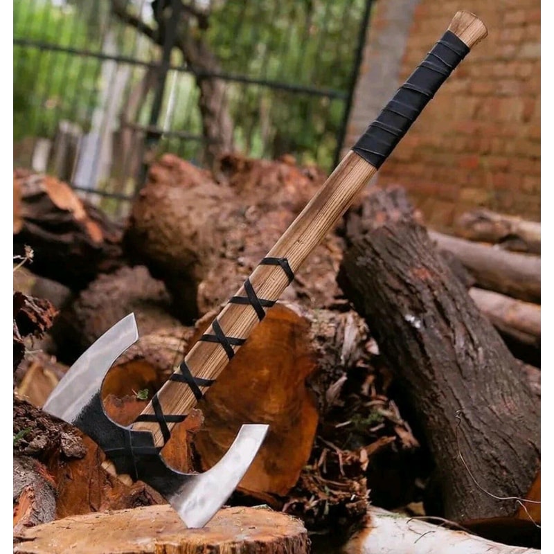 Medieval Throwing Axe Impressive Norse Fantasy Display Gift For Him 1