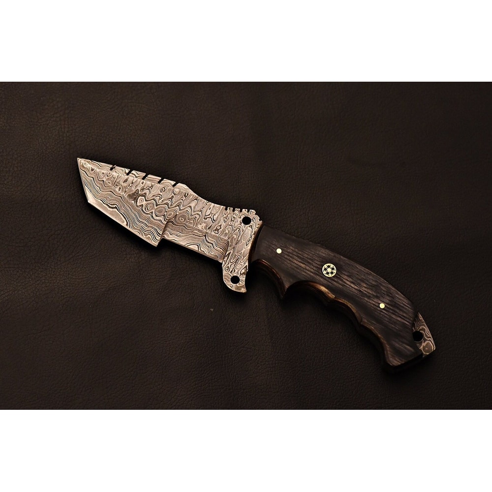Luxury Handmade Damascus Tracker Gray Wood Handle Collectible Knife 1