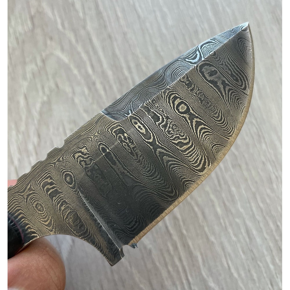 Premium Full Tang Damascus Steel EDC Knife With Genuine Cow Horn Grip 6