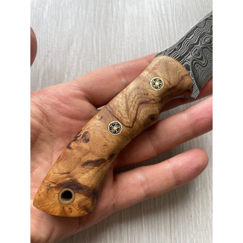 Blacksmith Forged Damascus Camping Knife With Full Tang Chestnut Wood Grip 4