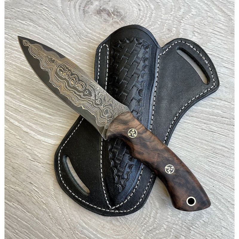 Damascus Hunting EDC Knife With Leather Sheath Walnut Wood Handle 9