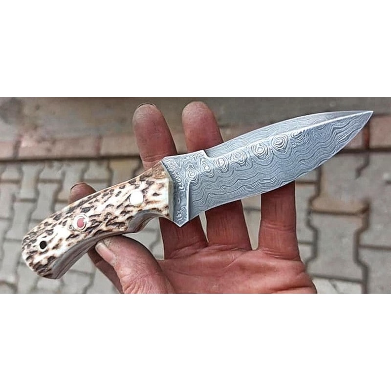 Premium 150 Layer Damascus Steel Bushcraft Knife With Natural Stag Horn Grip 3