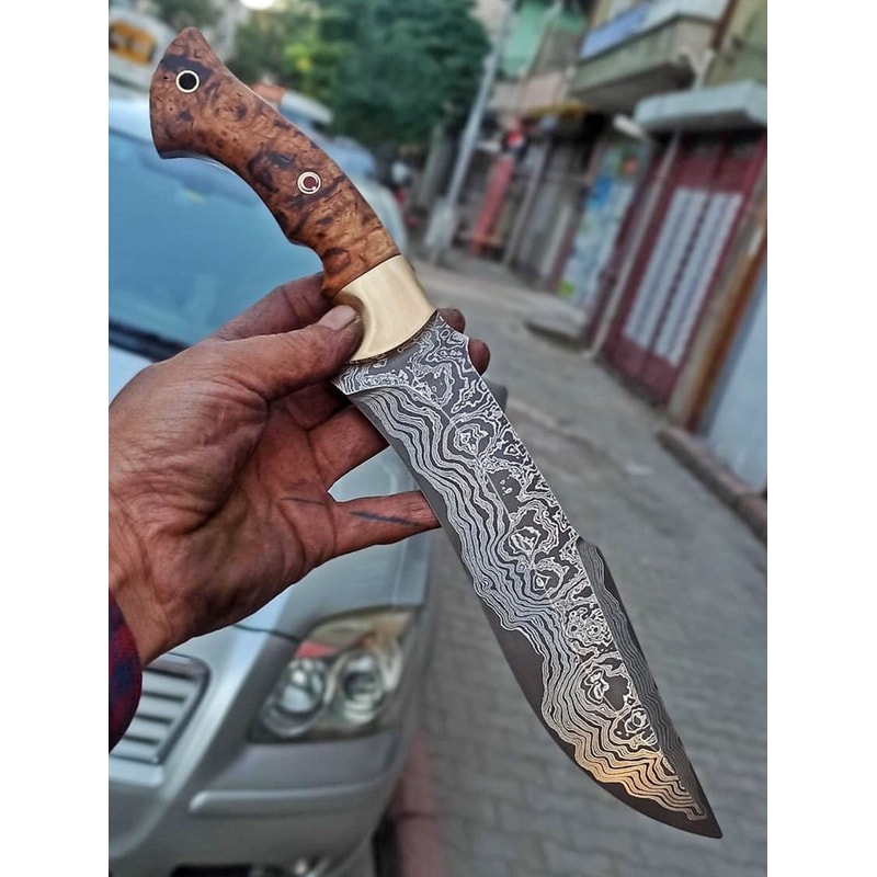 Handmade Damascus Camping Knife Chestnut Wood Handle Outdoor Survival Blade 1
