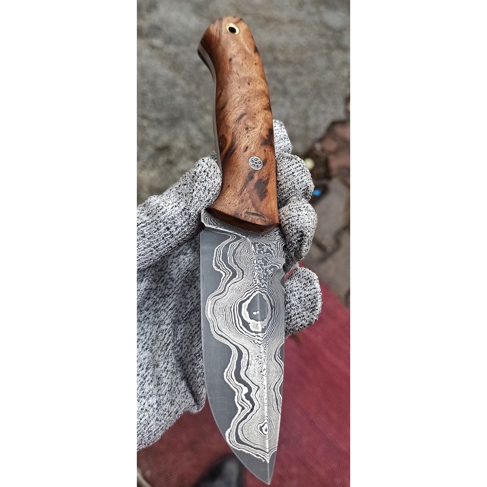 Damascus Hunting Knife 150 Layers Full Tang Camping EDC Knife Chestnut Wood Handle 2