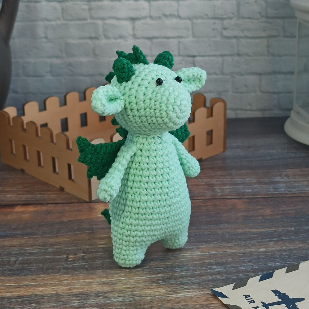 Baby green dragon 1.jpg