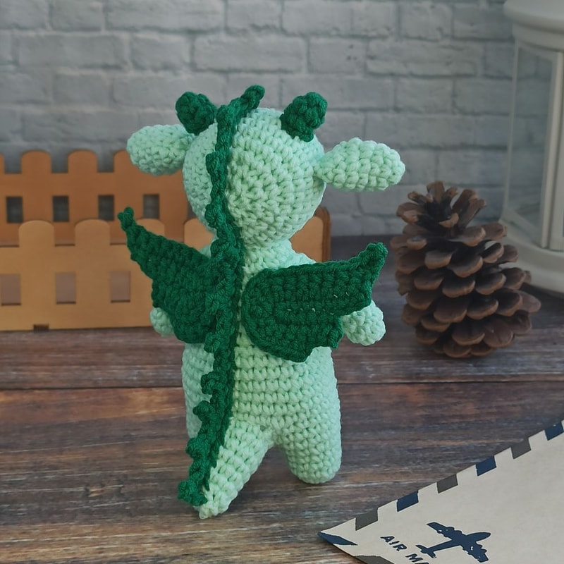 Baby green dragon 6.jpg