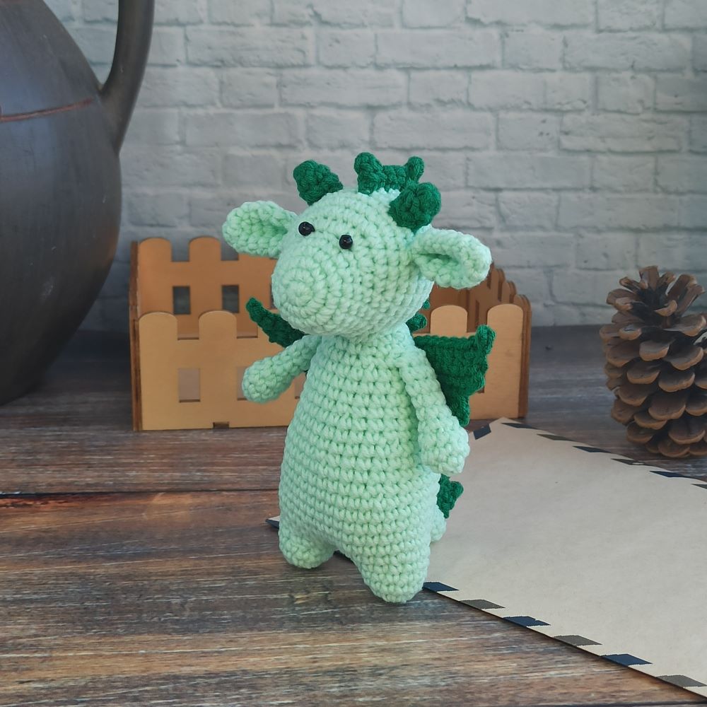 Baby green dragon 8.jpg