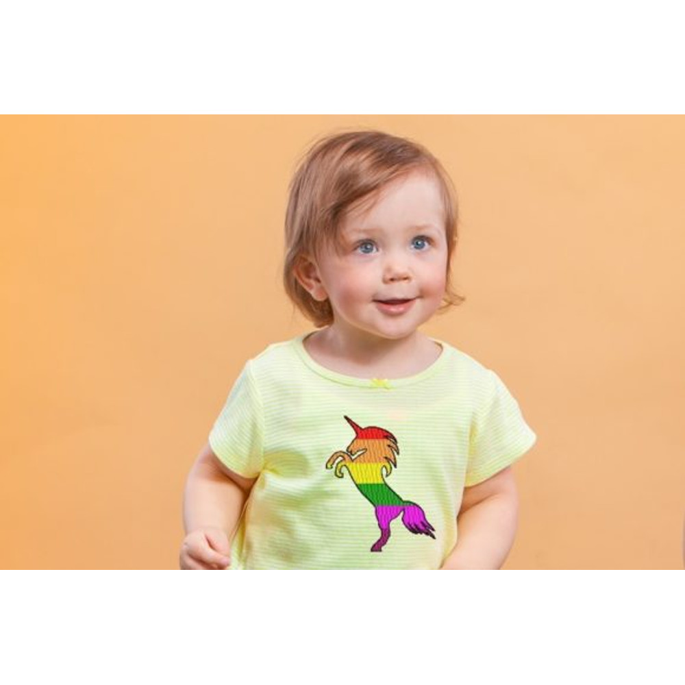 Rainbow-Unicorn-Embroidery-13045734-4-580x386.jpg
