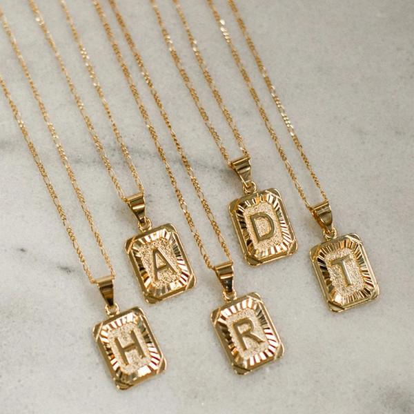 Initialboxynecklace3.png
