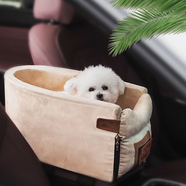 snugglysafedogcarseat2.png