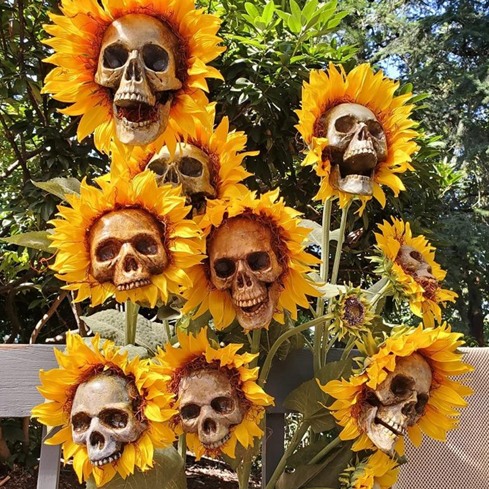 skullsunflowers3.png
