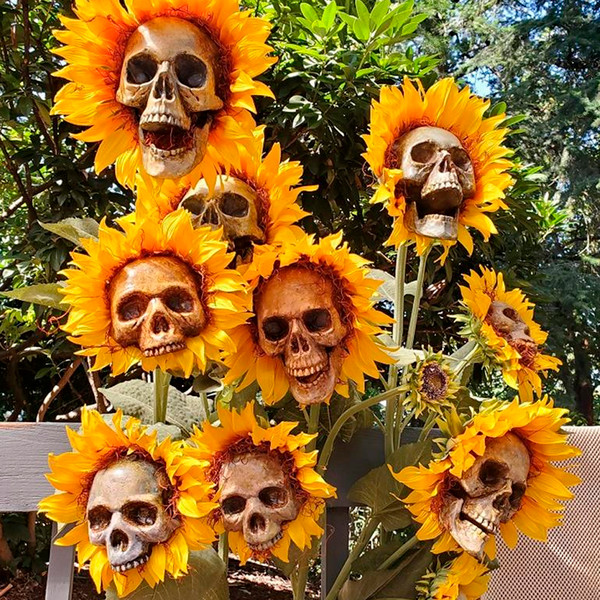 skullsunflowers3.png