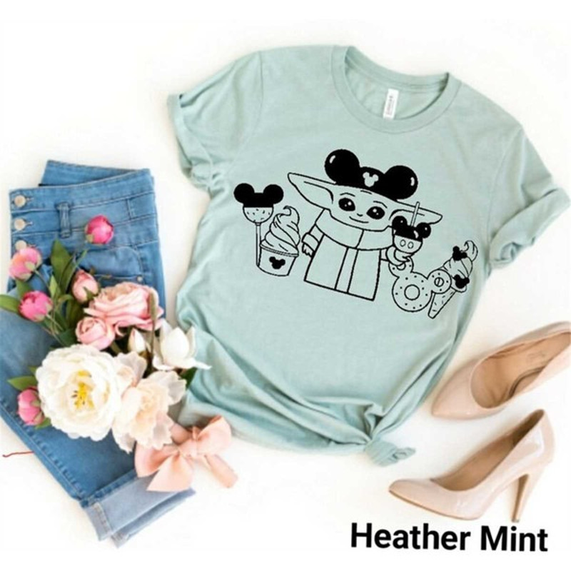 Baby Yoda shirt, disney spooky , pooh bear, Disney land, disney shirt, piglet shirt, cat mom, dog mom, Unisex T-Shirts