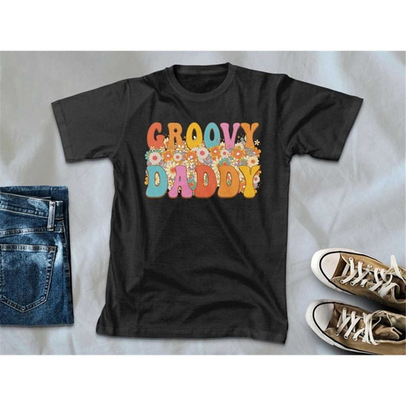 Groovy Daddy Shirt, New Dad Shirt, Pregnancy Announcement Shirt, Gift for Dad, Retro Dad Tee, Unisex T-Shirts
