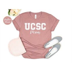 custom university shirt, proud mom shirt , proud dad shirt, university mom shirt, unisex t-shirts