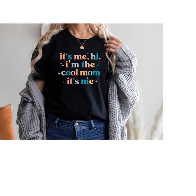 It's Me, Hi, I'm The Problem It's me Shirt, I'm the problem retro, Gift for her, Holiday Gift, Unisex T-Shirts