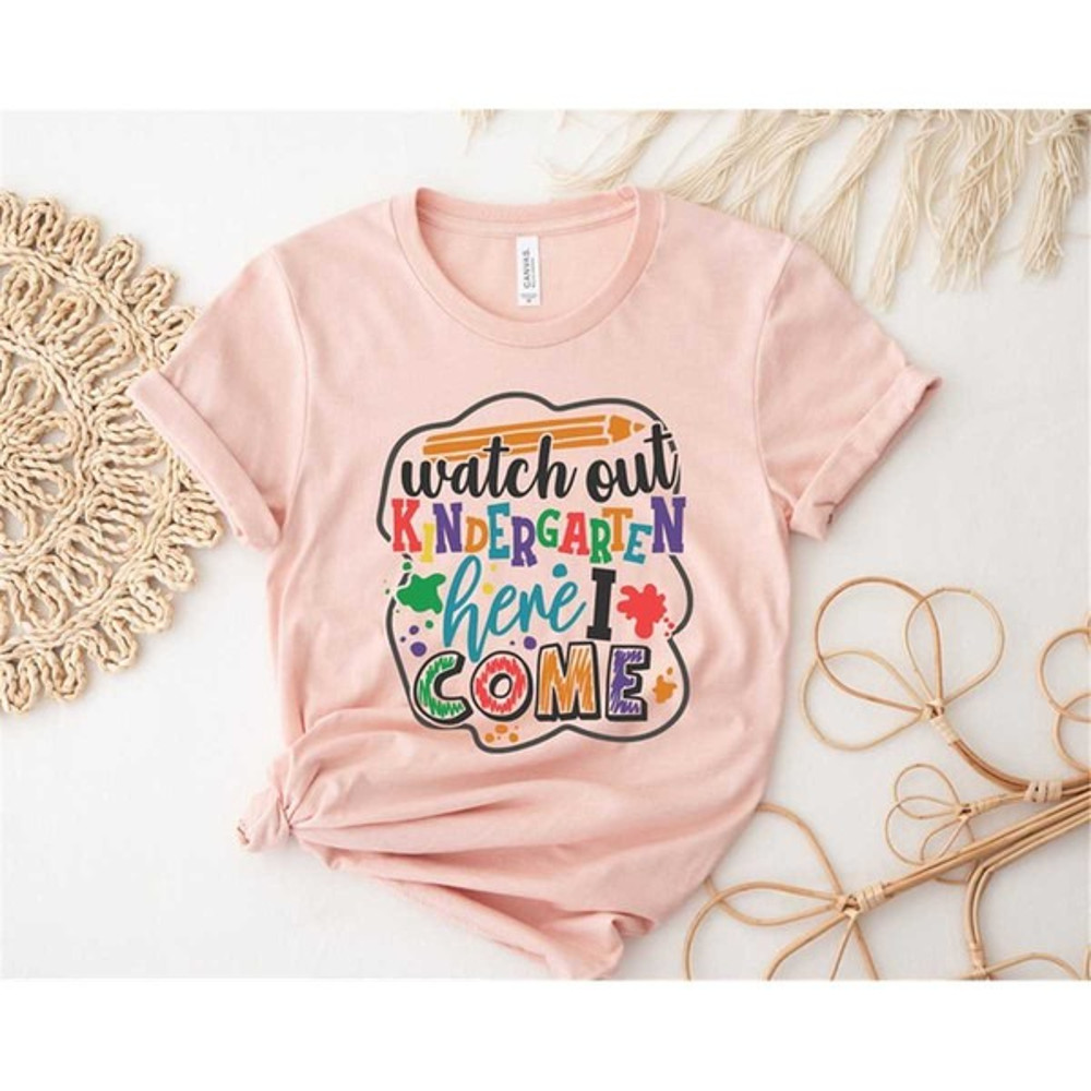 Watch Out Kindergarten Here I Come 2024 Shirt,2024 First Day Of School,Back To School Shirt, Unisex T-Shirt