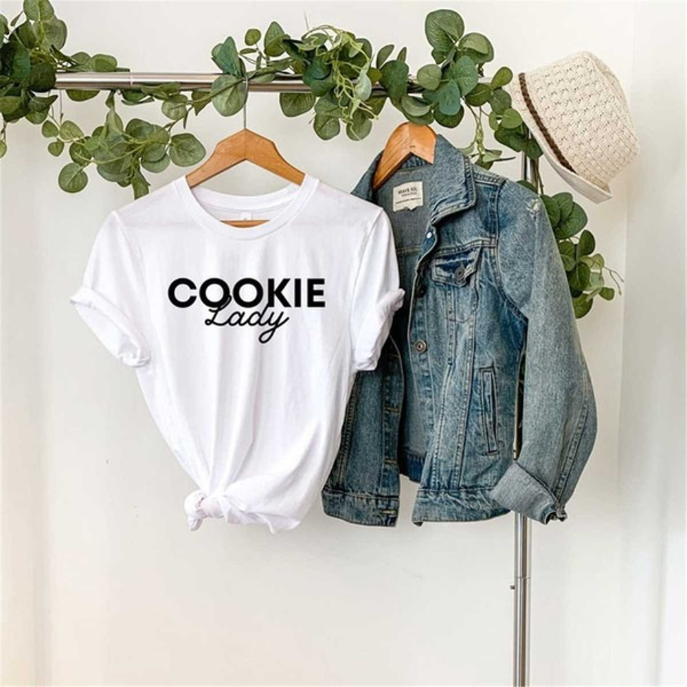 Cookie Lady shirt, Cookie shirt, Cookie lover shirt, Baking shirt, Cookie gift, Unisex T-Shirt