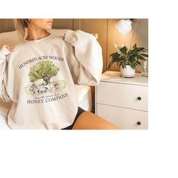 vintage hundred acre wood sweatshirt, honey company vintage sweatshirt, unisex sweatshirt, hoodie