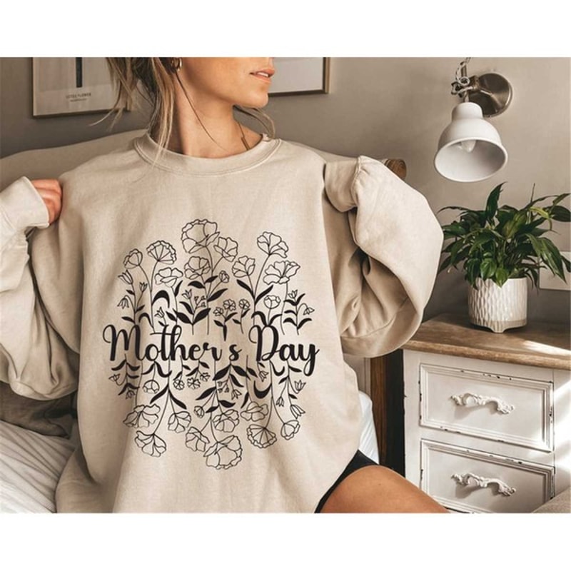 Mama Sweatshirt, Mama Crewneck Wildflowers Mama, Unisex Sweatshirt, Hoodie