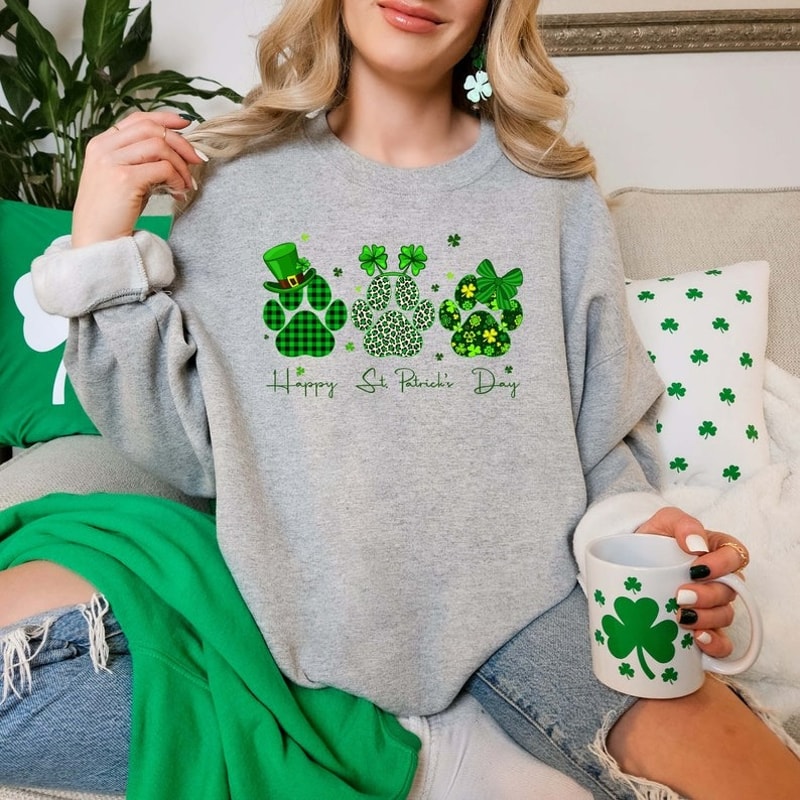 Lucky Dog Sweatshirt,Womens st pattys shirt, st patricks day shirt, Unisex Sweatshirt, Hoodie